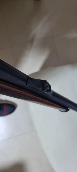 Vendo o cambio heym sr21 1gen. Dos tetones. De los primeros sr21.  Del 9,3x62 con swarovski habitch 1,5-6x42. 22