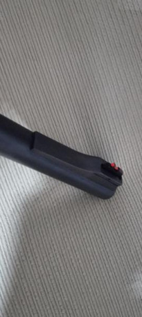 Vendo o cambio heym sr21 1gen. Dos tetones. De los primeros sr21.  Del 9,3x62 con swarovski habitch 1,5-6x42. 21