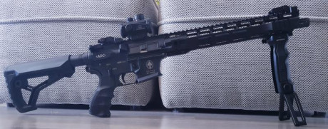AR 9 Pb 
Se puede guiar en D ó en F.
*2.000 €*
Rifle marca ADC, calibre 9mmPb. 
Se vende insaparablemete 00
