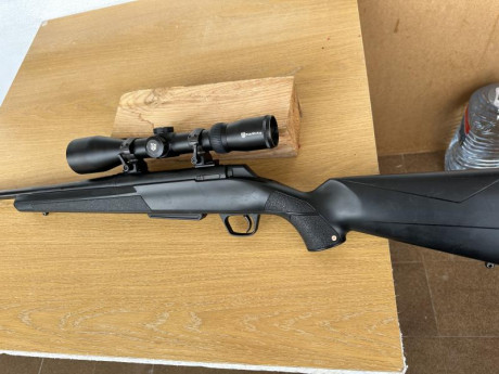 Buenos días,

Vendo rifle winchester XPR en calibre 30.06, con visor Nikko Stirling Diamond 2,5-10X50, 00