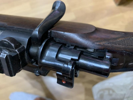 Venta de Rifle Konstanza 8x57 JS
Rifle del
Año 57 y realizado por encargo a un armero, rifle con un cromo 40