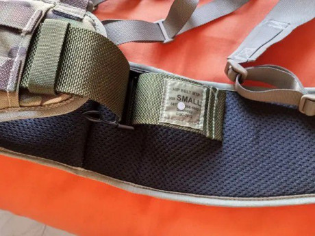 Webbing yoke cinturón molle MTP original surplus, pernera molle ddpm, pouch multiusos y pouch para botella 10