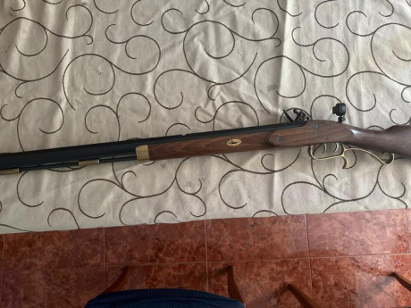 Vendo rifle hawken woodsman  de chispa por 225 eu mas portes 02