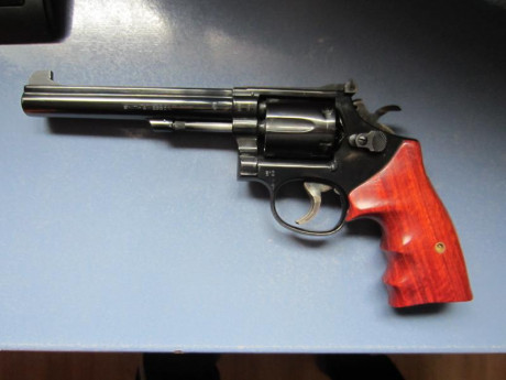 Como digo en el asunto vendo estas armas por cambio de disciplina. En principio para no hacer grande el 02