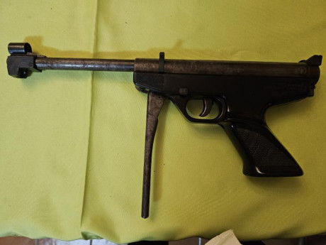 Vendo Pistola Gamo Falcon ca.4,5 en perfecto estado de tiro, pero no de pavón, pues la limpié con un producto 110