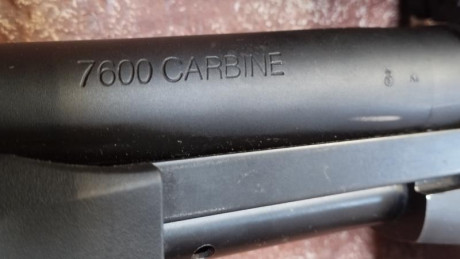 Vendo Remington 7600 en calibre 30.06 (con carril picatinny) 
Este rifle no ha tirado más de tres cajas, 60