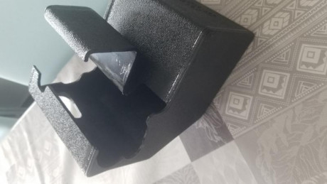 Un compañero pone en venta un caza vainas para el fusil Garand M1, valido tanto para el calibre 30-06 00