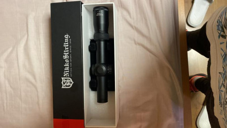 Se vende Visor Nikko Stirling Diamond 1-4x24 Ret. 4A Iluminada en rojo y verde nuevo sin estrenar con 10