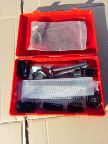 Buenas tardes vendo algunos repuestos de LLAMA MAX 2:
muelles de corredera de 9 lb 12lb y algunos mas 01