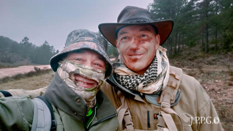  Amigos, viendo que hay interés general en la práctica de la caza con armas de avancarga, abrimos este 162