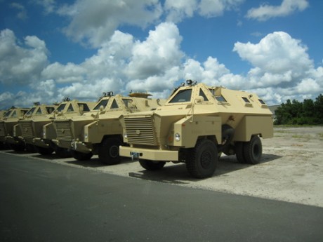 Pues nada la evolucion del RG-31 el RG-41 no tiene mala pinta y es que s eve que los 8x8 son la "moda" 30