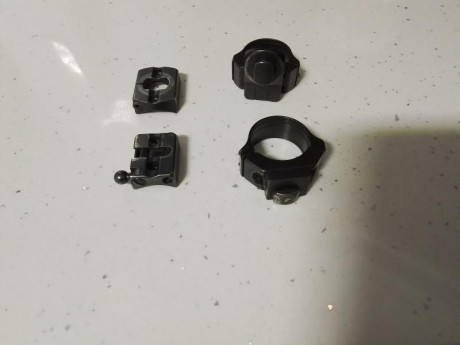 Se venden monturas y anillas apel para remi gton 742 - 7400    también un visor tasco 1,5-6x42  los precios 02