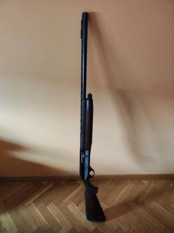 Buenos días..os ofrezco una Benelli Duca de Montefeltro calibre 12 prácticamente nueva. No ha tirado ni 01