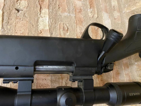 Vendo rifle Bergara B14 Sporter del calibre 308, con cargador extraible y pera táctica en el cerrojo (también 11