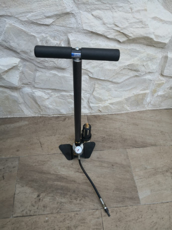 Vendo carabina aire comprimido modelo HORNET BSA 5.5 mas accesorios:
Bomba HILL Dry System, visor LEEPERS 01