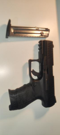 Buenas,

Vendo en Barcelona Pistola Walther PPQ M2 4" - 22LR seminueva con muy pocos disparos, la 02