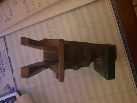 Busco una cacha derecha en talla M o L 
Tengo una S por si alguien está interesado. 00
