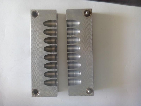 Hola, vendo molde MP
Calibre .358
Peso bala 148 grains
8 cavidades
Muy poco uso
Precio 80€ gastos de envió 01