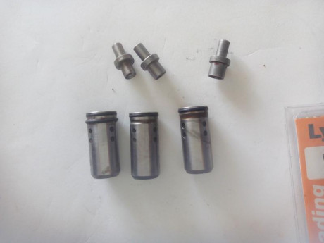 Hola. Vendo los siguientes de calibradores para prensas RCBS y Lyman
Calibre .358
Calibre .356
Calibre 00