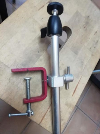 VENDO soporte con rótula para telescopio o fotografia, muy práctico y robusto, barra regulable en altura 00