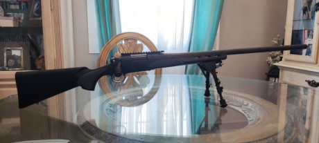 Se trata de un SPS VARMINT en 308 W. que no tiene ni 100 disparos hechos y cuenta con los siguientes extras:

- 01