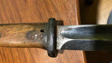 Se vende bayoneta de la guerra civil debe de ser para mauser 1893 .160 e con portes 30