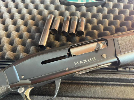 Buenas,

Vendo Browning Maxus 1 composite en perfecto estado, con todos los accesorios originales:
Maletin 10