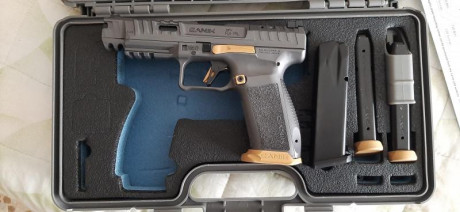 Vendo por no usar. 
Calibre 9 Pb. 
Punto de mira con fibra 
Alza ajustable en altura y deriva 
4 Módulos 12