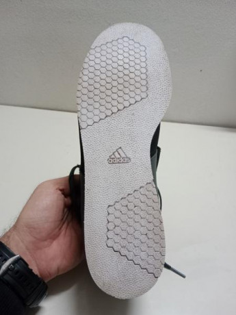 Zapatillas de halterofilia, que están permitidas como en las competiciones de tiro olímpico. NÚMERO 44 11