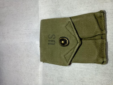 En buen estado, se incluyen dos fastener.

Precio 27€ con envío. 00