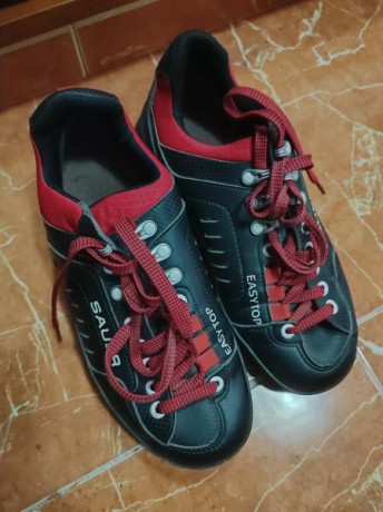Se venden zapatillas de tiro Easy Top Sauer, número 39, 170€. 02
