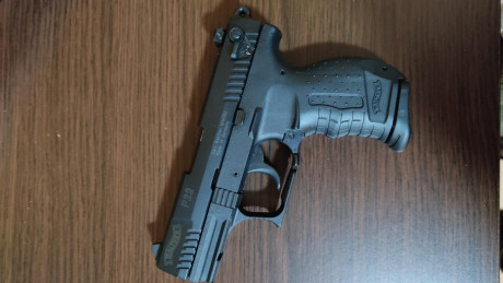 Hola.  Vendo Walther P22, del calibre 22Lr, dos cargadores de 10 disparos cada uno, todos sus accesorios 10