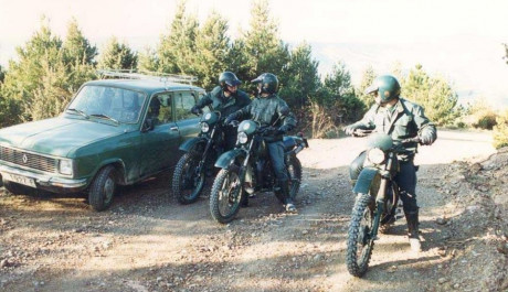 Hola, mi nombre es jose manuel Varela,Guardia Civil retirado de los antiguos PTT(hoy Seprona).Gracias 10