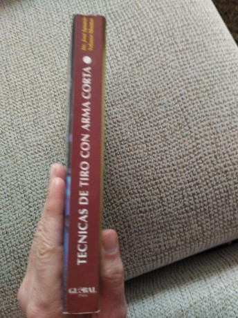 Dr. José Ignacio Velasco Montes. 1998. Edita Global Press. 368pp. Usado, sin anotaciones ,ni subrayados.
Libro 01