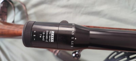 Hola compañeros, tengo un visor C. Zeiss Diavari 1-6*42 Z en estado espectacular. Esta en un estado magnífico 10