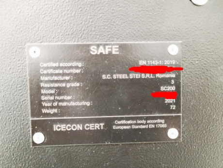 Buenas, vendo un armero Infac SC200 certificado  EN1143-1:2019 para 2 armas cortas. Cerradura de doble 01