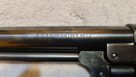 Revolver avancarga Starr, simple y doble acción,  Pietta .44, con alguna marca de uso, dificil encontrar. 00