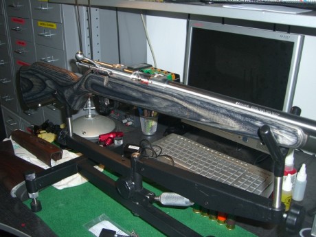 hola a todos pues estoy pensando comprarme una carabina del 22 para tirar unos tiros en la galeria y he 110