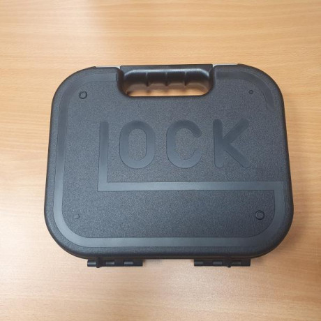 Vendo Glock 26 por falta de uso, en perfecto estado.

Incluye lo que se aprecia en las fotos, se puede 01