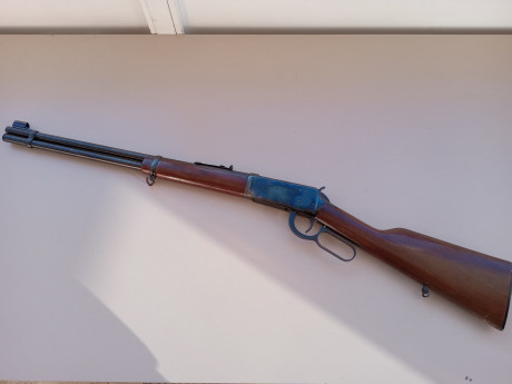 Se vende rifle Winchester 94, usado pero en buen estado de conservación y funcionamiento.Va acompañado 02