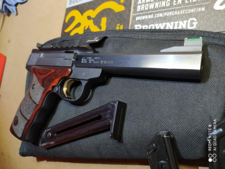 BUCK MARK PLUS ROSEWOOD UDX muy buen estado gatillo aligerado 3 cargadores ,precio 400 euros envio incluido 00