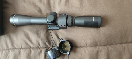Zoraki hp01 ultra 4,5 en perfecto estado.con su maletín,instrucciones en español y todos sus accesorios.incluye 01