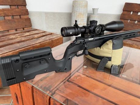 Vendo mi carabina CZ 457 MTR (Cañon pesado y recamara Match) montada a capricho para PRS. Motivo, soy 00