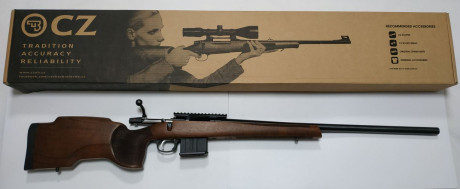 Vendo  rifle CZ 557 Varmint  en calibre  .308 Winchester .
Tiene menos de 200 disparos y está en perfecto 02