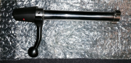 Vendo  rifle CZ 557 Varmint  en calibre  .308 Winchester .
Tiene menos de 200 disparos y está en perfecto 11