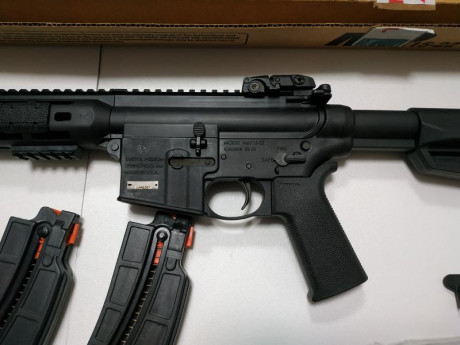 Hola.

Vendo  carabina Smith&Wesson MP15-22 MOE SL Negra  en  calibre 22lr . Comprada nueva y usada 12