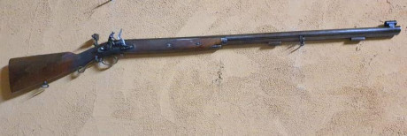 Vendo rifle Mortimer perdersoli de chispa, calibre 54. precio 850 € mas portes 00