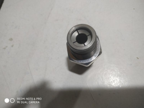 Die para recargar 3006 rifle semiautomático
Cerrar 00
