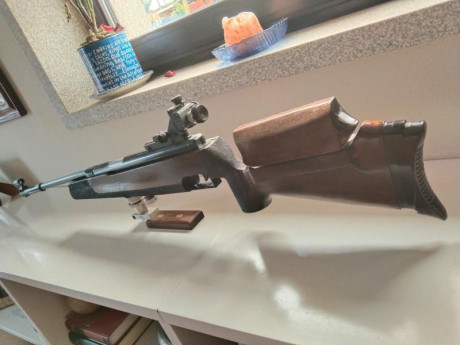 Vendo este ejemplar de Fwb300 en un estado excepcional tanto de madera y pavonado como de funcionamiento. 10