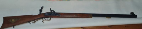 Vendo Thompson / Center Arms, Rochester, New Hampshire. CAL 50. de percusión. 500€ mas portes 00